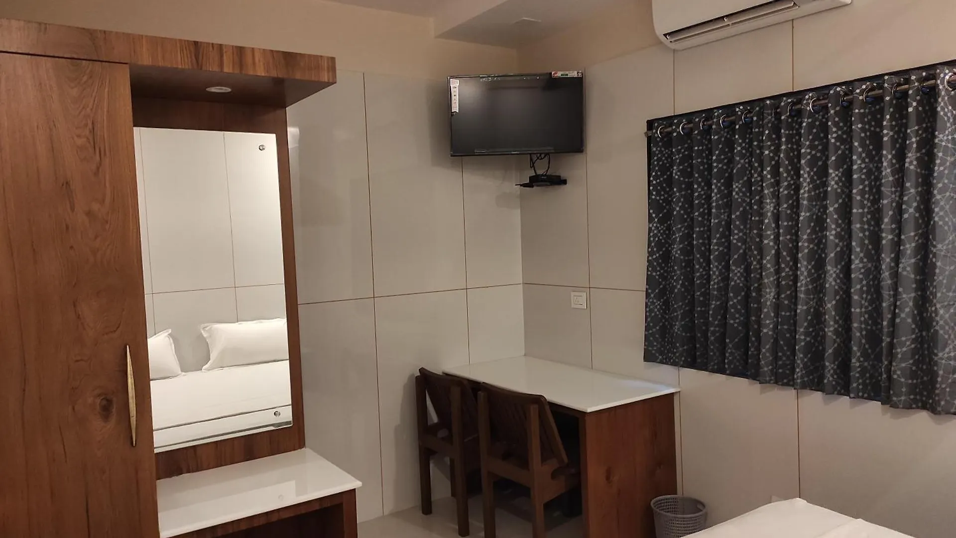 Quilon Residency Hotel Alappuzha India